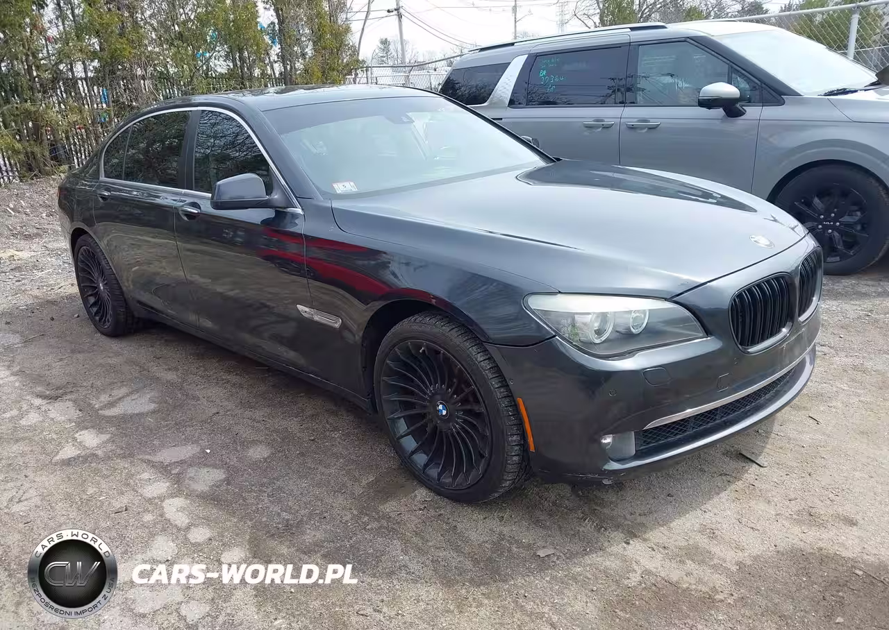 2011 BMW 750Li xDrive