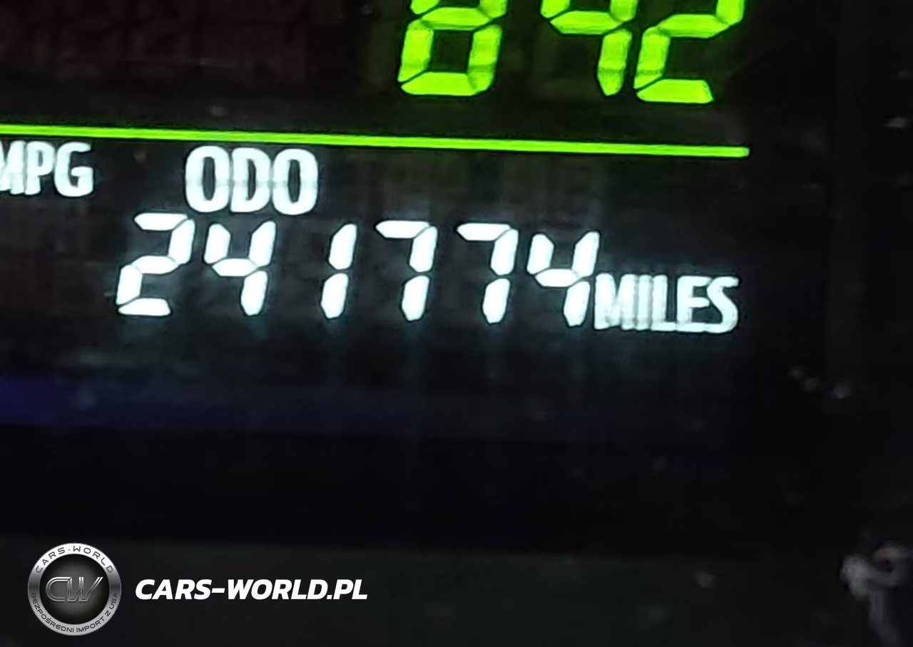 2012 Toyota Prius V Three VIN:JTDZN3EUXC3145992 - 15