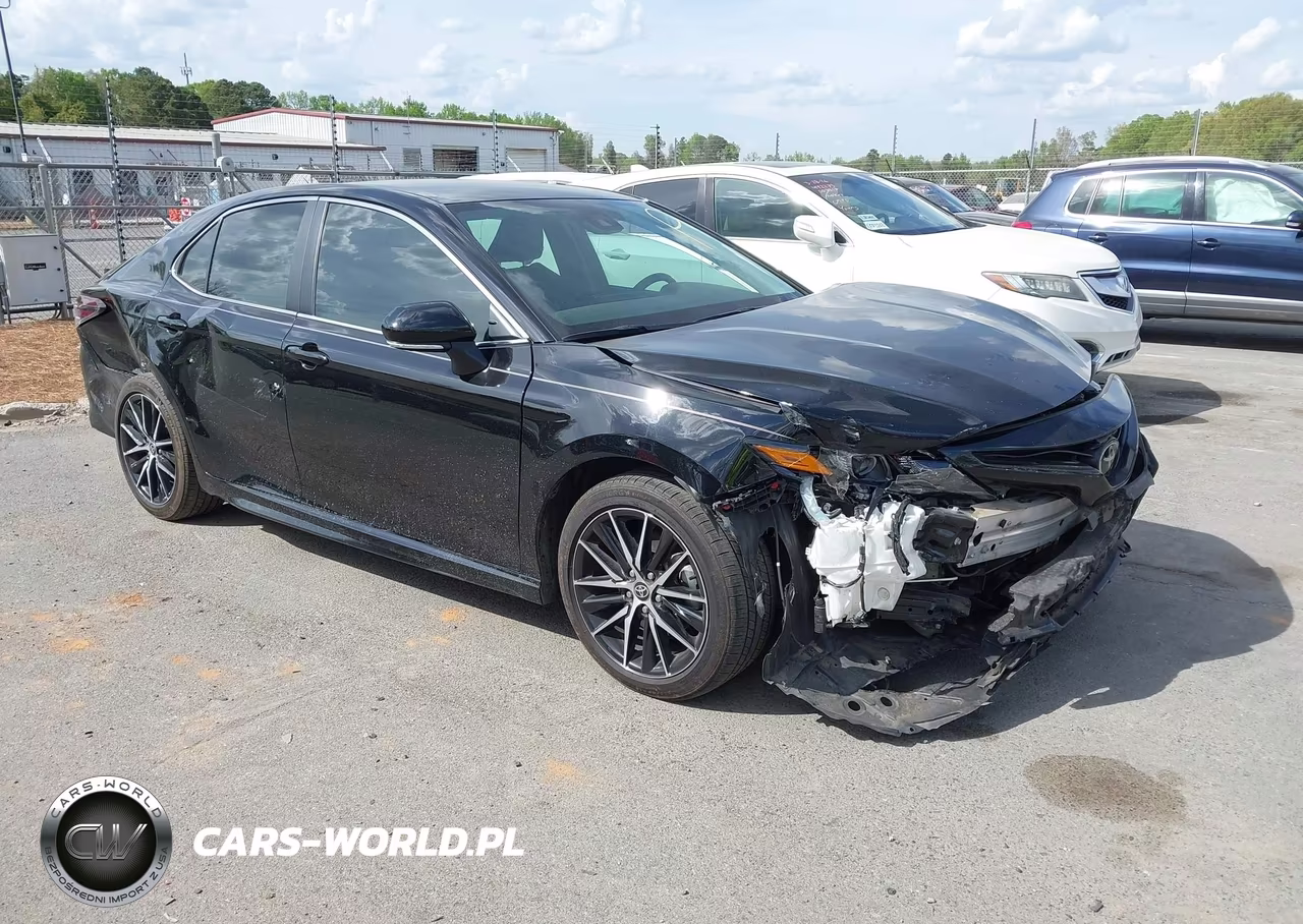 2023 Toyota Camry Se