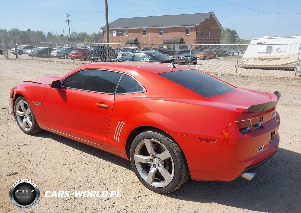 2010 Chevrolet Camaro 2Ss VIN:2G1FT1EW5A9190110 - 3