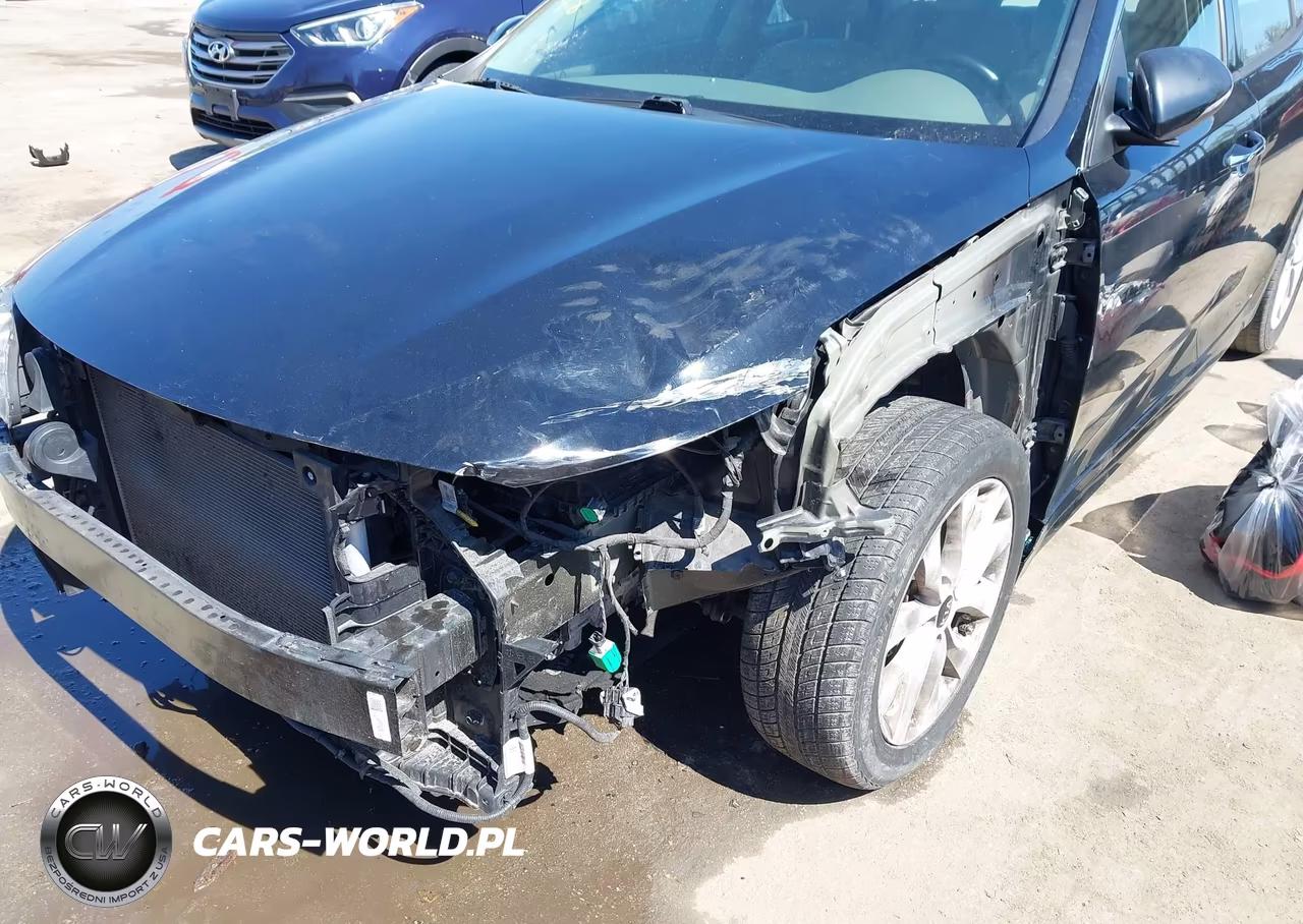 2018 Kia Optima Ex VIN:5XXGU4L36JG240976 - 18