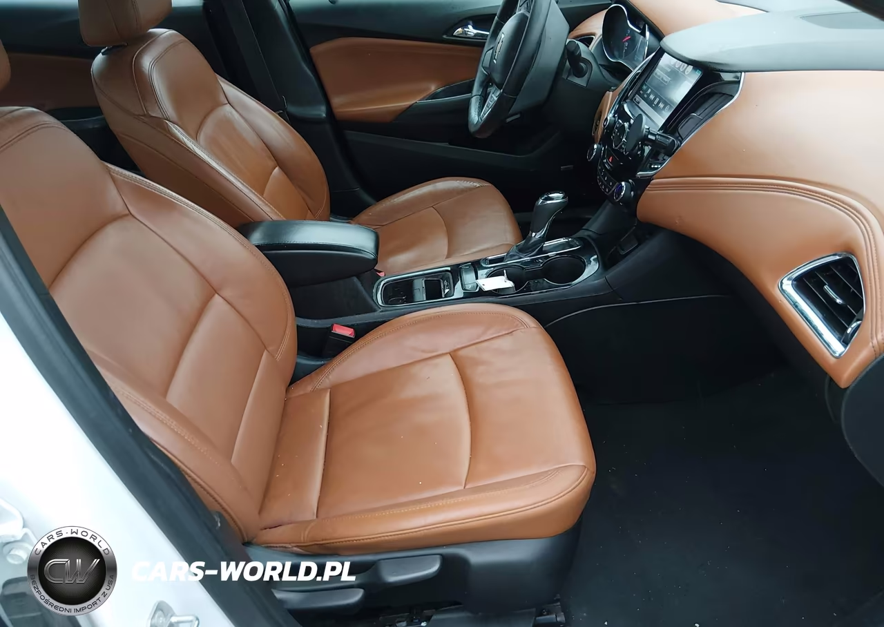 2017 Chevrolet Cruze Premier Auto VIN:3G1BF6SM2HS612949 - 5