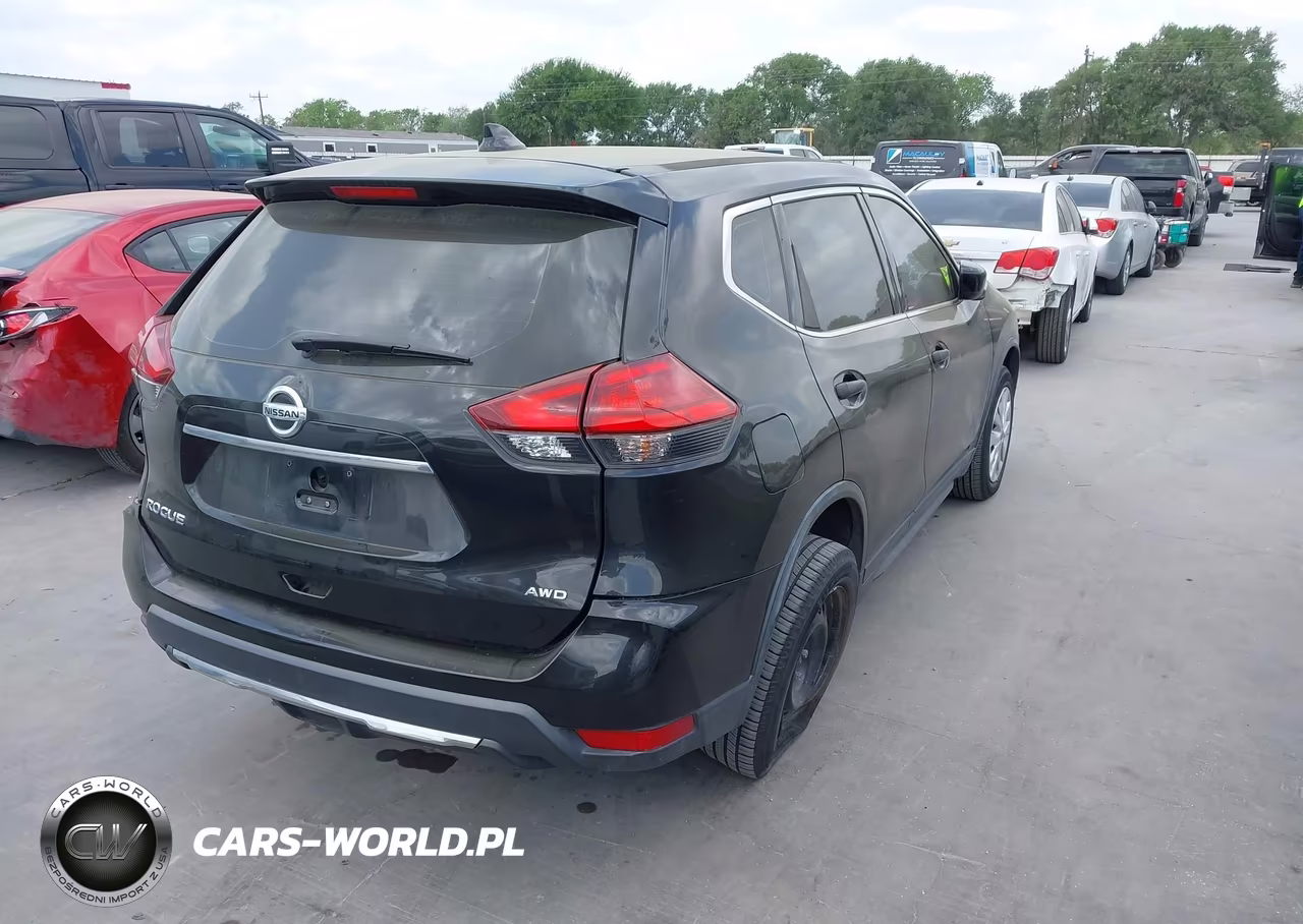 2017 Nissan Rogue S VIN:JN8AT2MV4HW261481 - 4