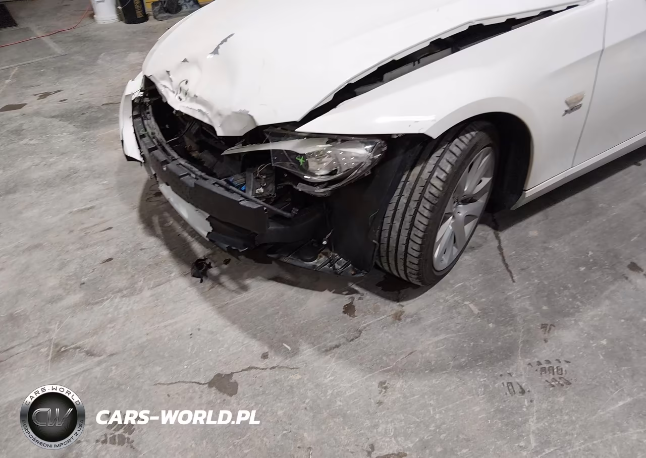 BMW 328I VIN:WBAKF5C56DE657855 - 18