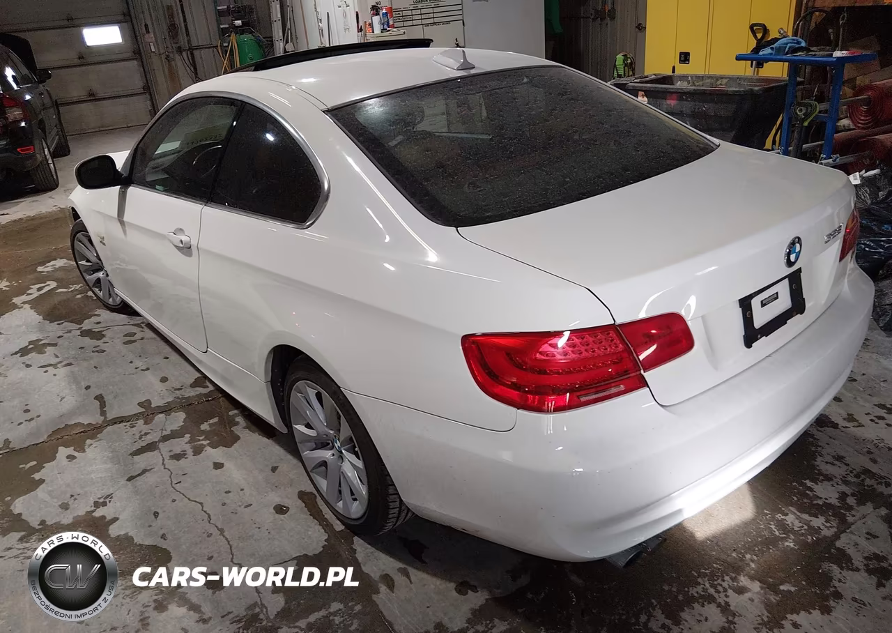 BMW 328I VIN:WBAKF5C56DE657855 - 3