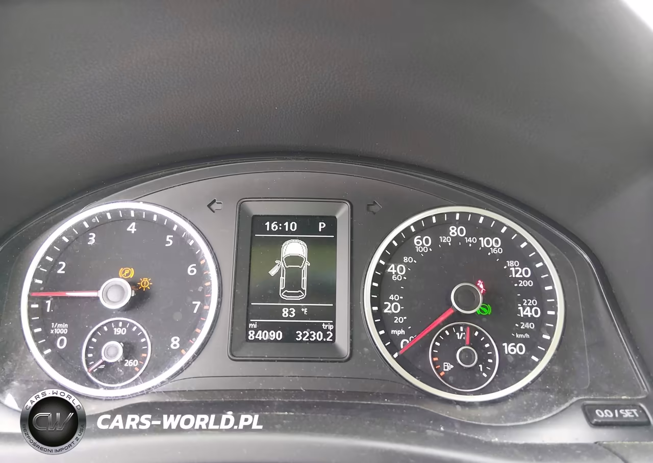 2017 Volkswagen Tiguan 2.0T-2.0T S VIN:WVGAV7AX9HK037702 - 7