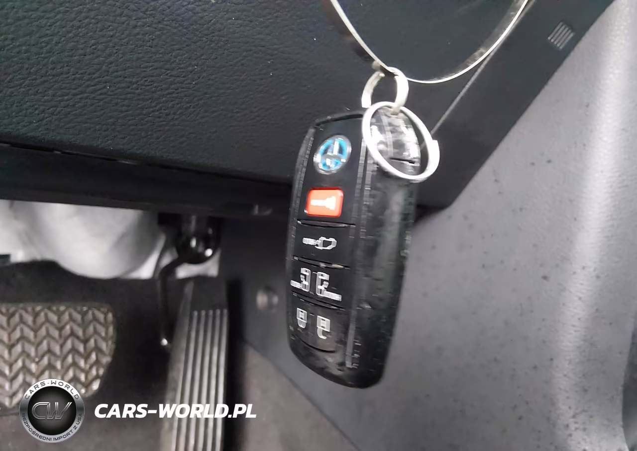 2025 Toyota Sienna Xle VIN:5TDJSKFC8SS182624 - 11