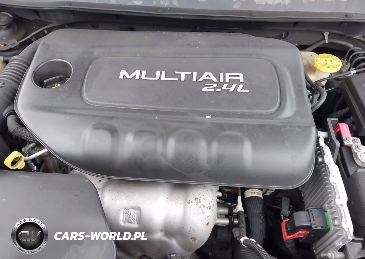 2015 Jeep Cherokee Latitude Altitude VIN:1C4PJLCB2FW770765 - 10