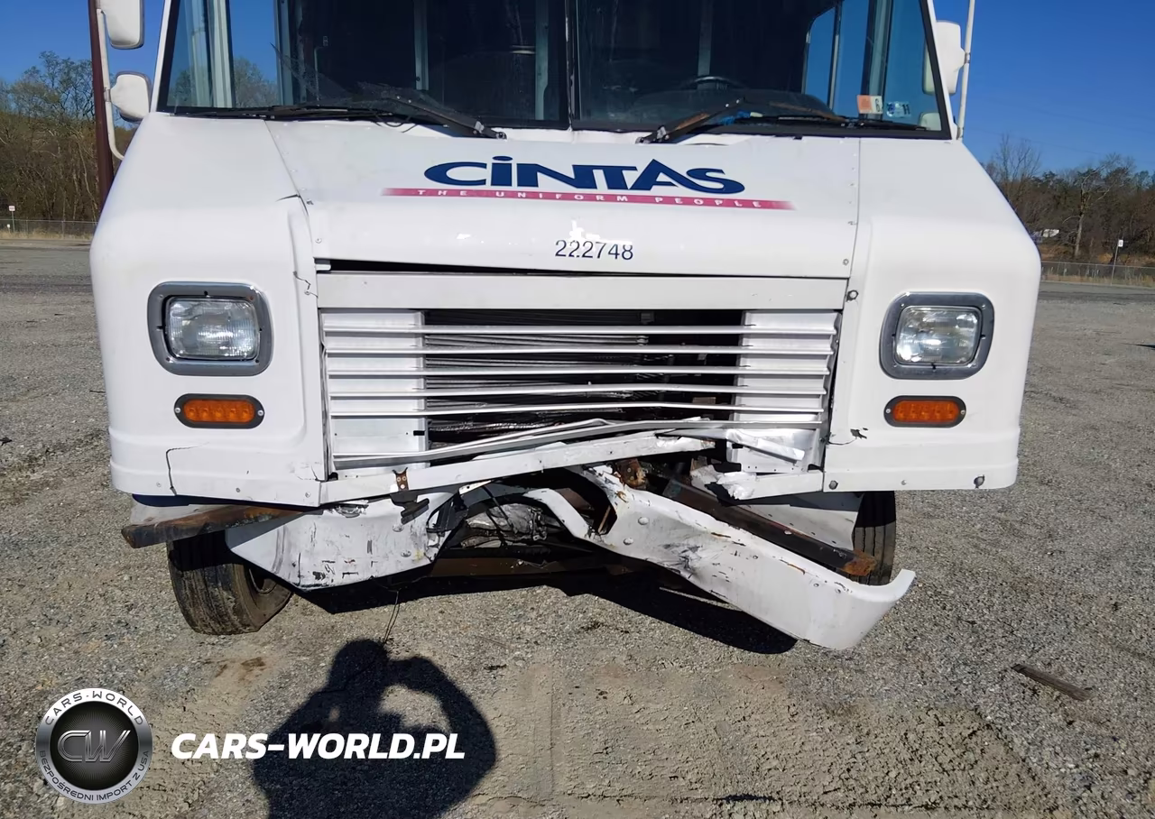 2015 Ford F-59 Commercial Stripped VIN:1F65F5KY1F0A02999 - 11