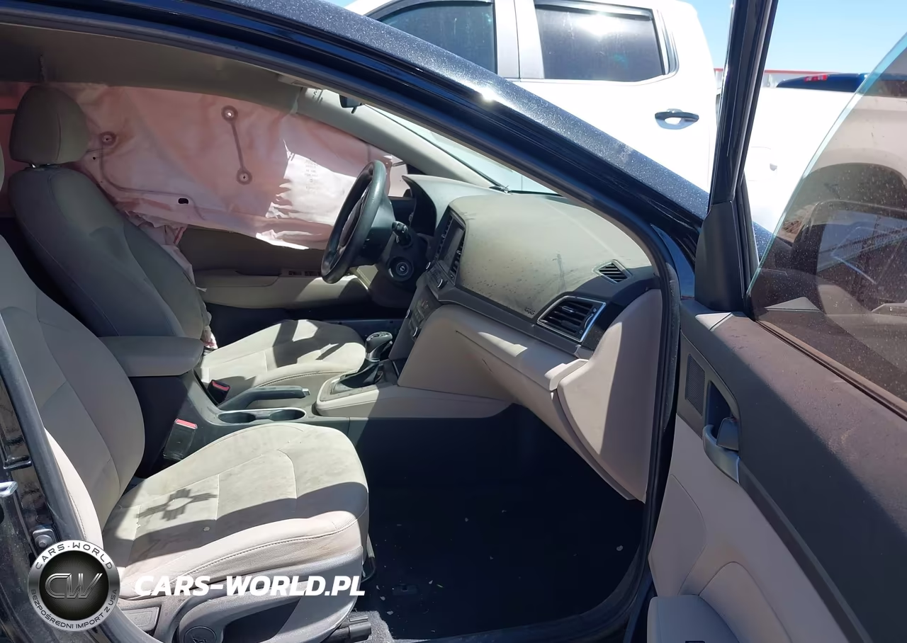 2018 Hyundai Elantra Sel VIN:5NPD84LF0JH218185 - 5