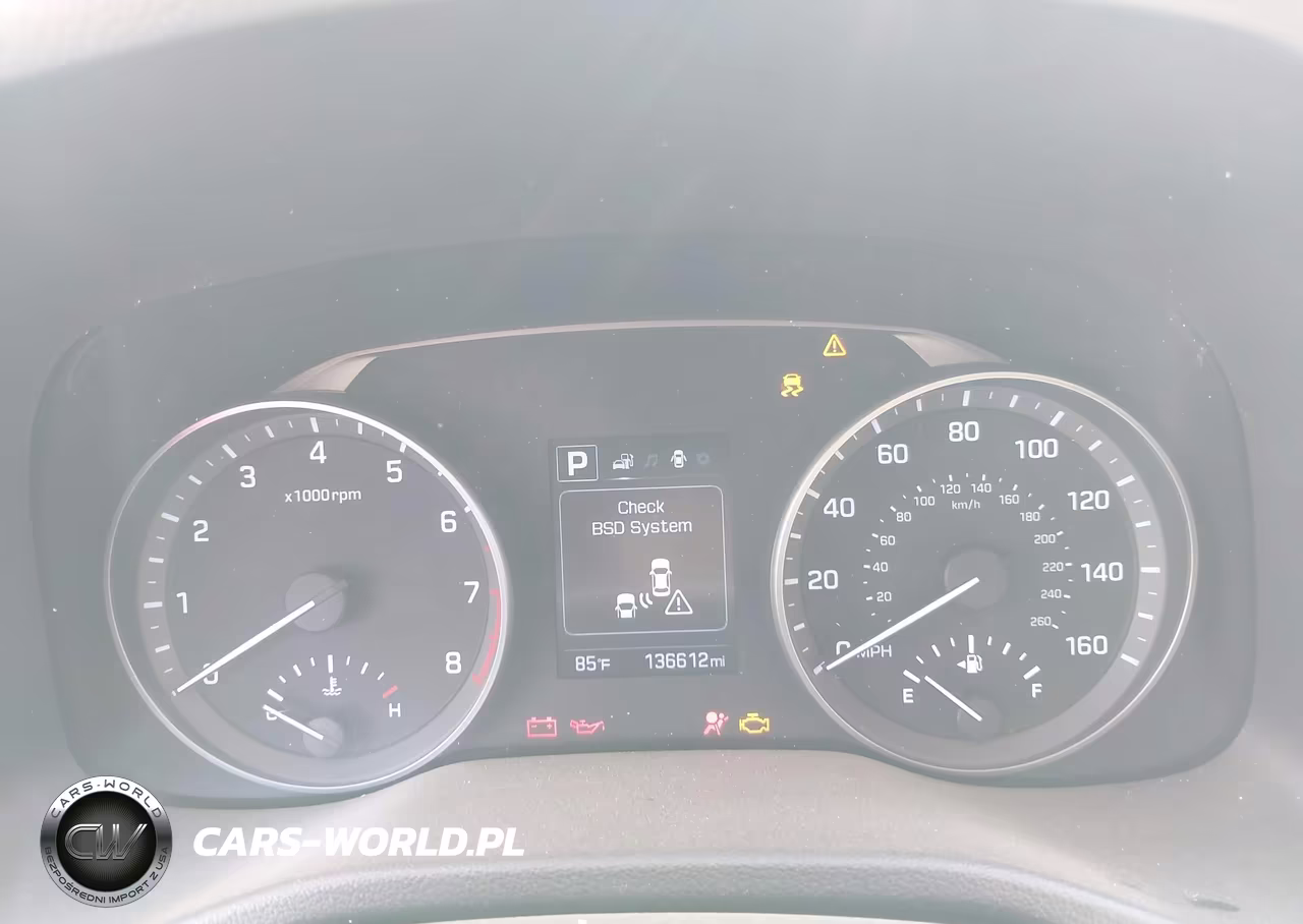 2018 Hyundai Elantra Sel VIN:5NPD84LF0JH218185 - 7