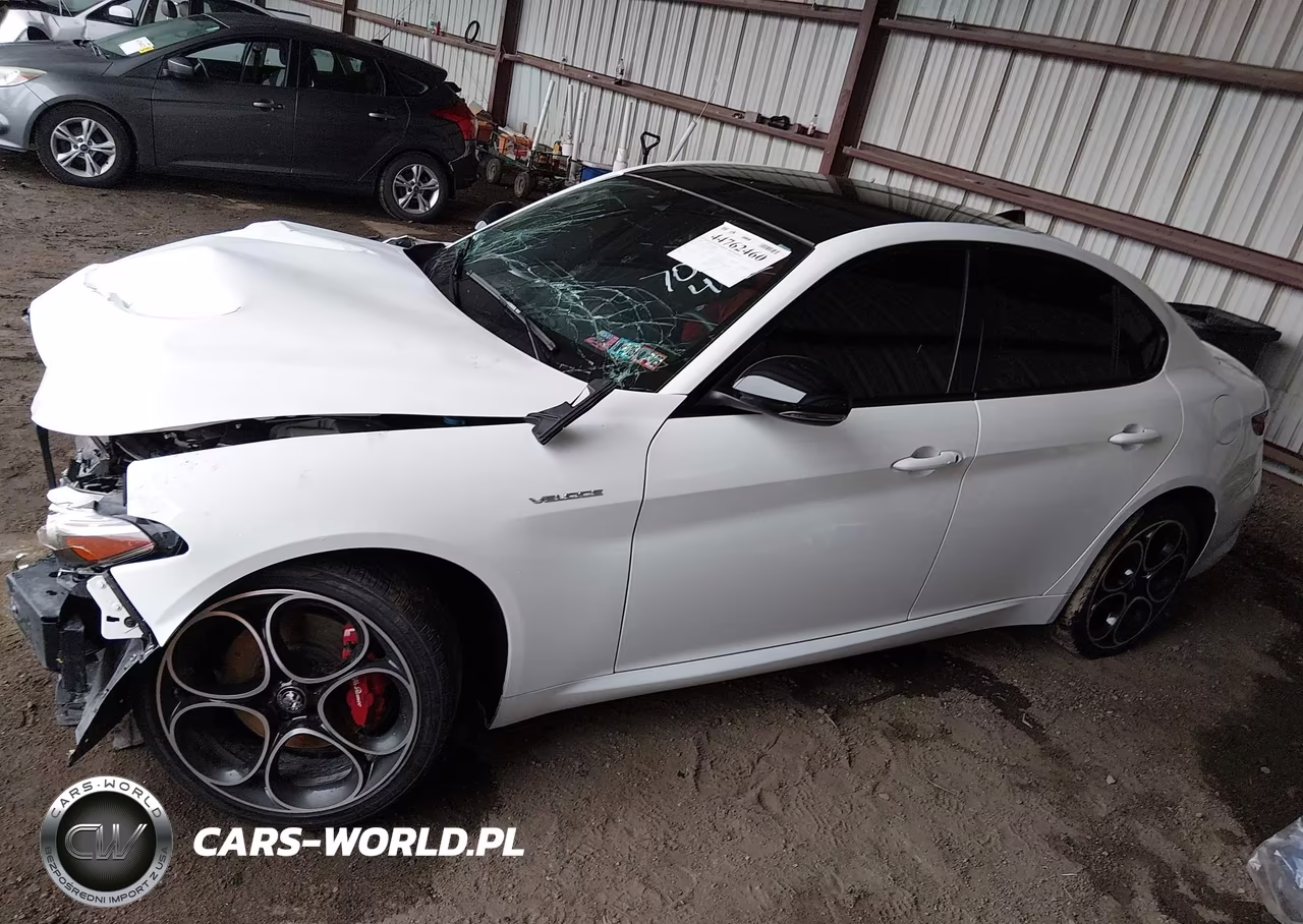 2022 Alfa Romeo Giulia Veloce Awd VIN:ZARFANBN7N7655435 - 15