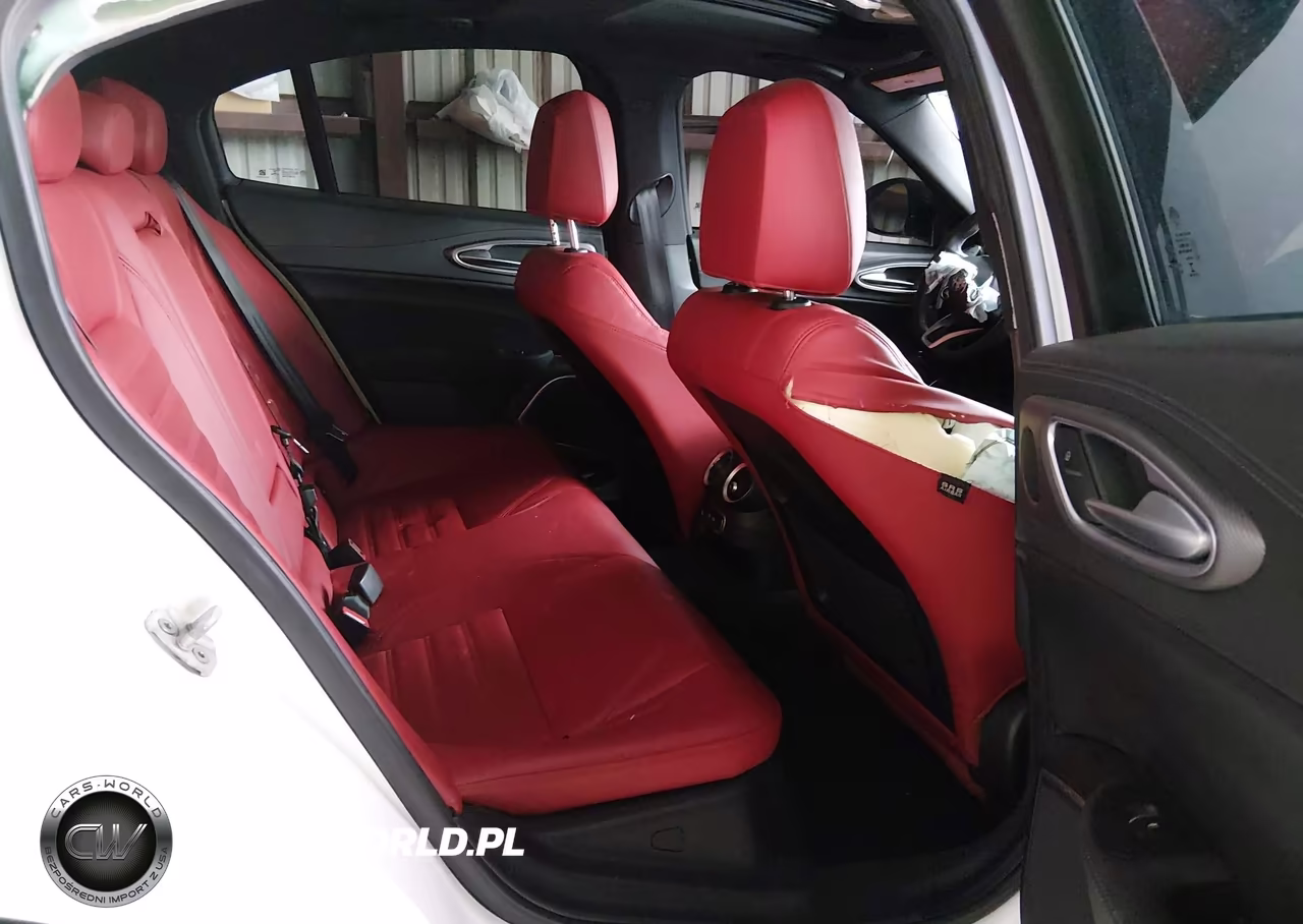 2022 Alfa Romeo Giulia Veloce Awd VIN:ZARFANBN7N7655435 - 8