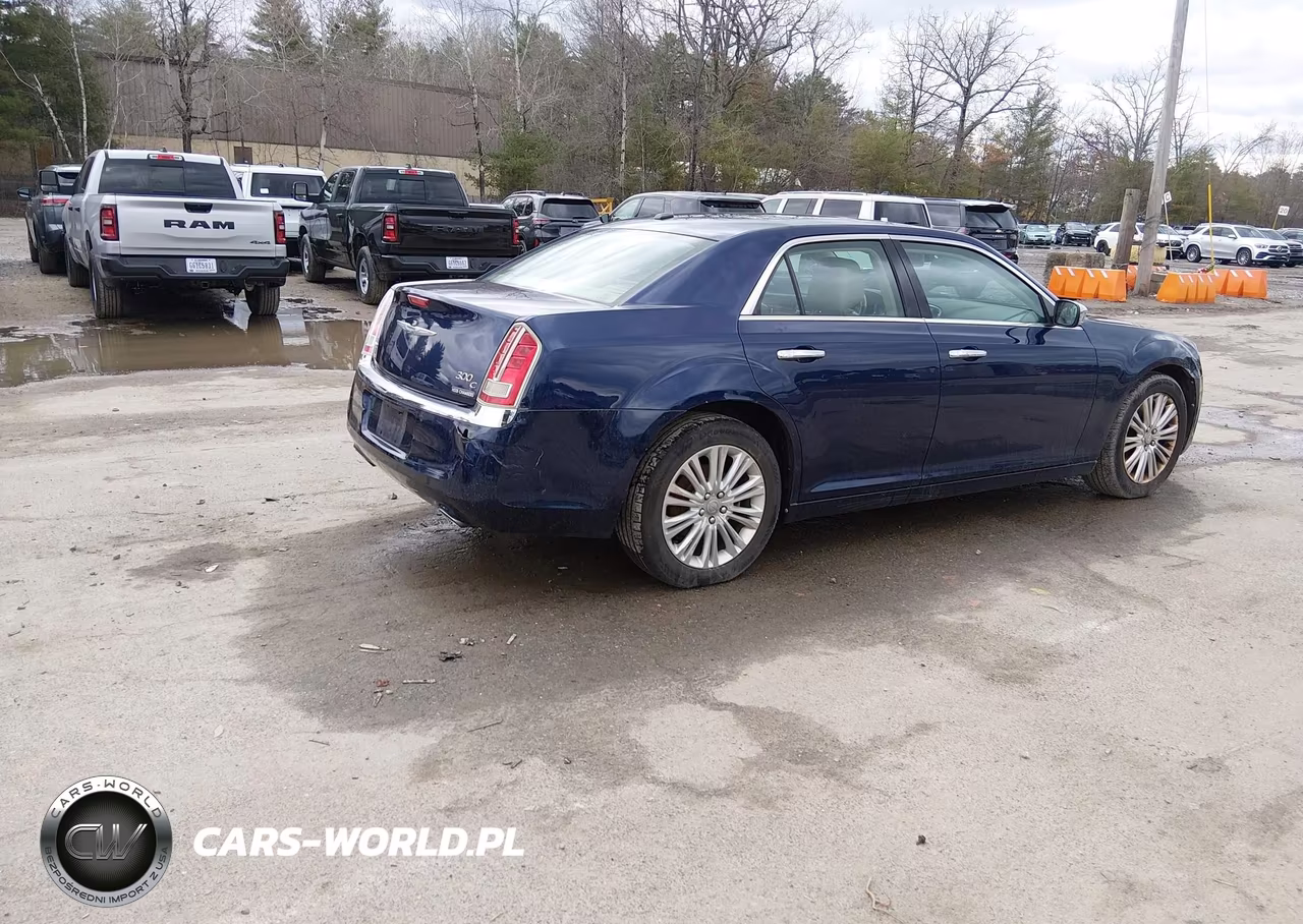 2014 Chrysler 300C Awd VIN:2C3CCAKG5EH190373 - 4