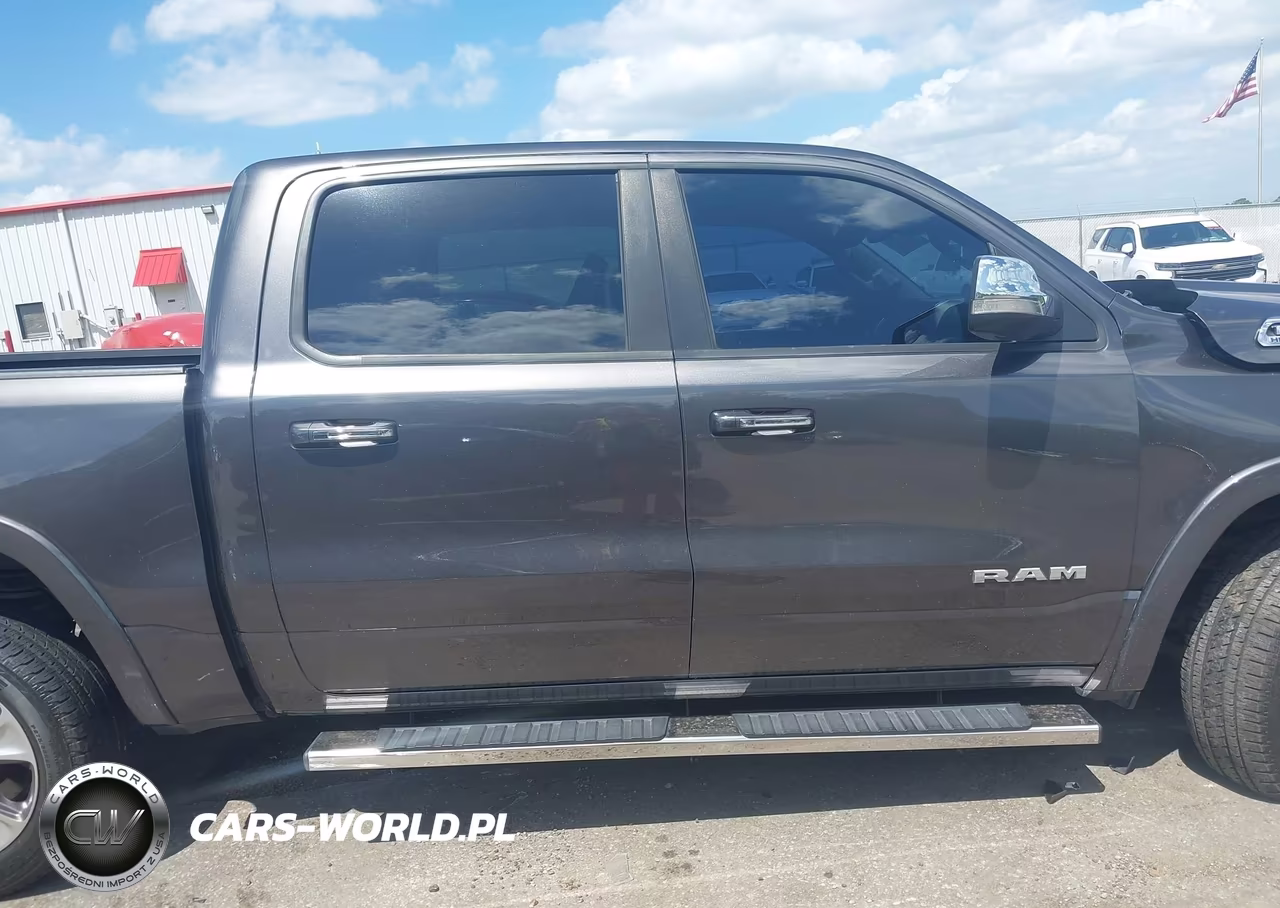 2021 Ram 1500 Laramie 4X2 5'7 Box VIN:1C6RREJT8MN711089 - 14