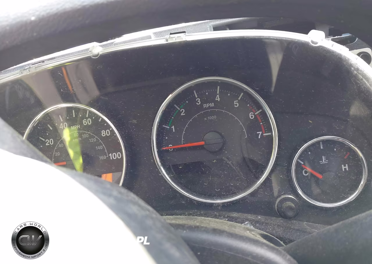 2011 Jeep Wrangler Unlimited Sahara VIN:1J4BA5H19BL634239 - 7
