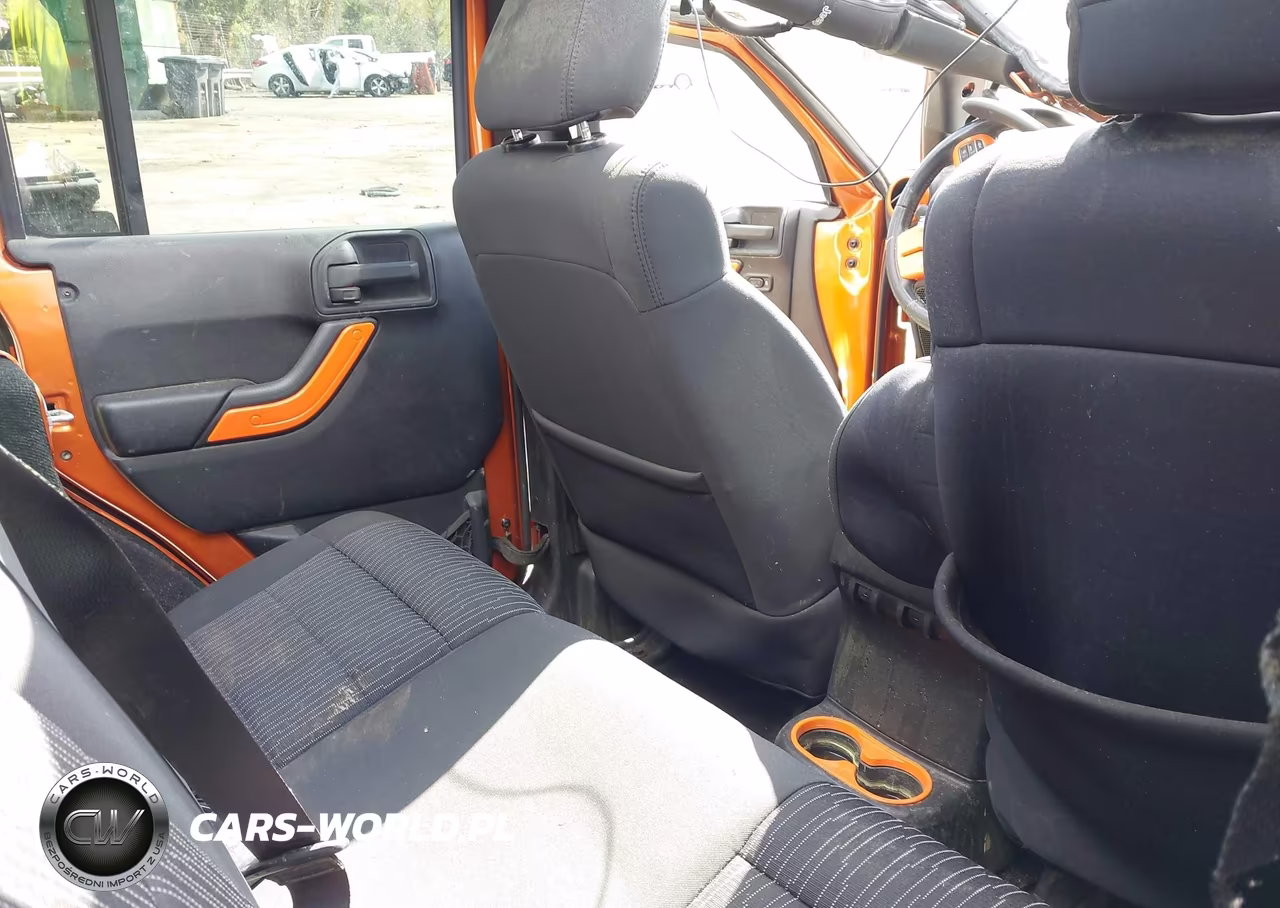 2011 Jeep Wrangler Unlimited Sahara VIN:1J4BA5H19BL634239 - 8