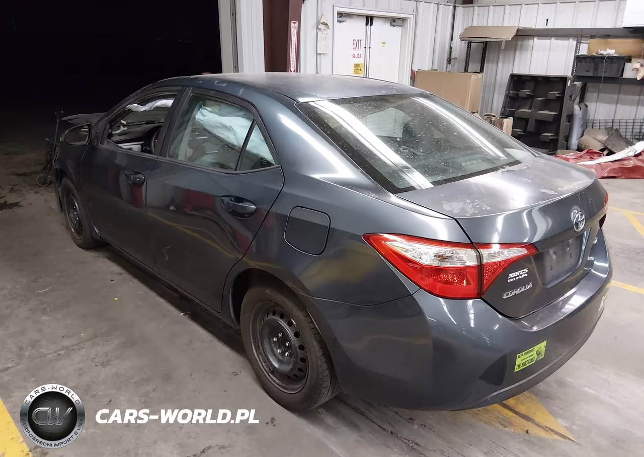 2015 Toyota Corolla Le VIN:5YFBURHE4FP317702 - 3