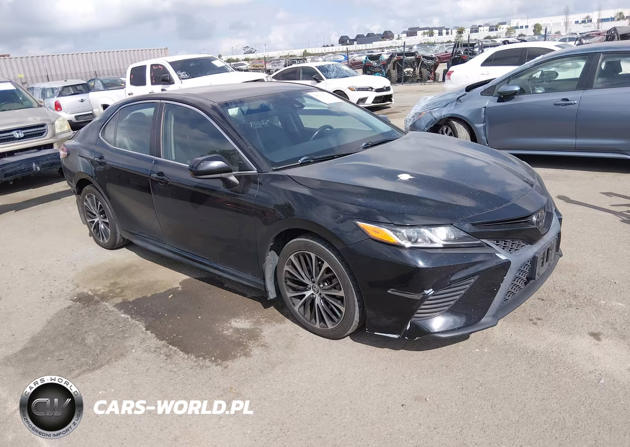 2020 Toyota Camry Se