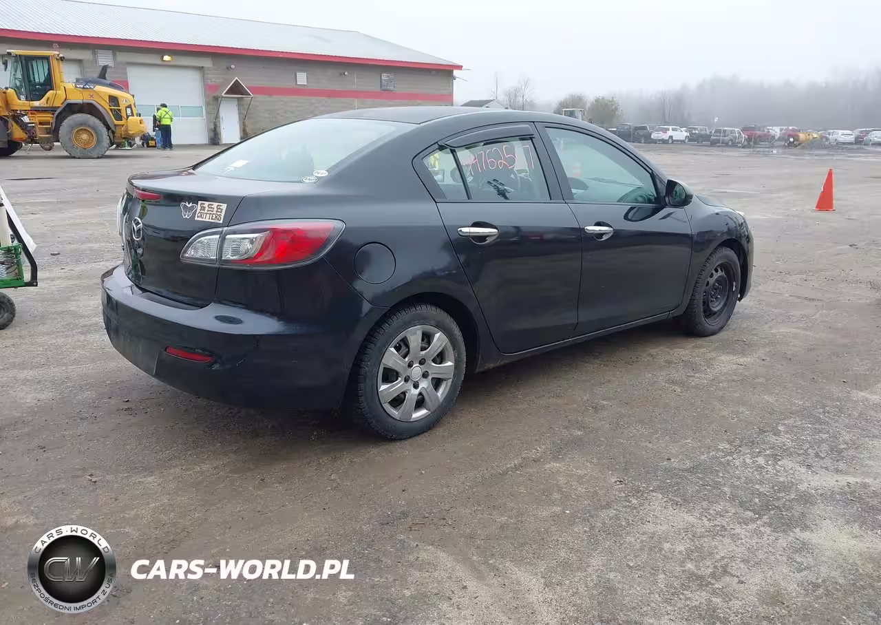 2012 Mazda Mazda3 I Sport VIN:JM1BL1UG6C1518951 - 4