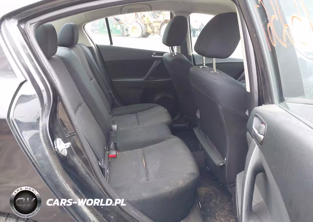 2012 Mazda Mazda3 I Sport VIN:JM1BL1UG6C1518951 - 8