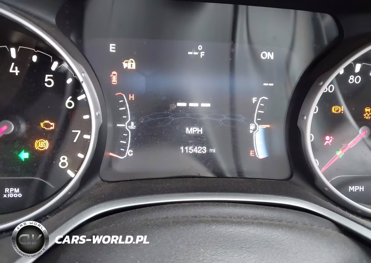 2018 Jeep Compass Latitude Fwd VIN:3C4NJCBBXJT344197 - 15