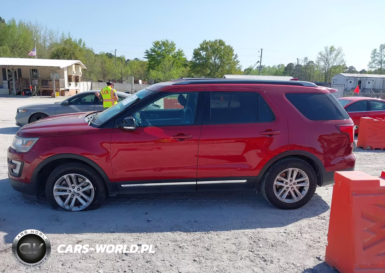 2016 Ford Explorer Xlt VIN:1FM5K7DH9GGC38578 - 14