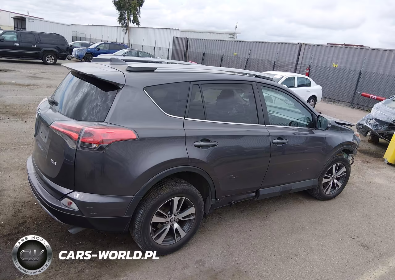 2018 Toyota Rav4 Xle VIN:2T3WFREVXJW441651 - 14