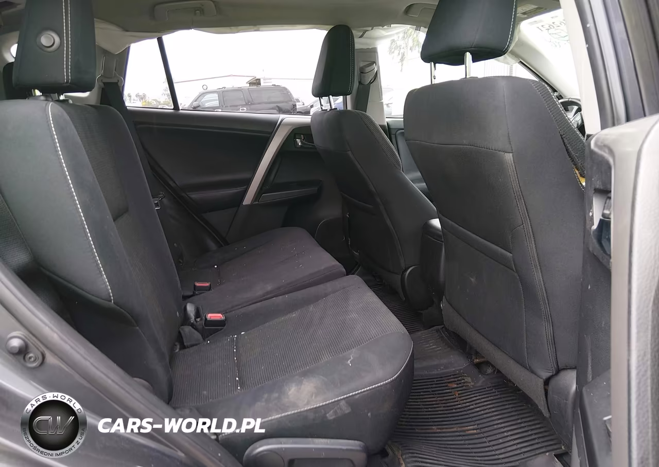 2018 Toyota Rav4 Xle VIN:2T3WFREVXJW441651 - 8