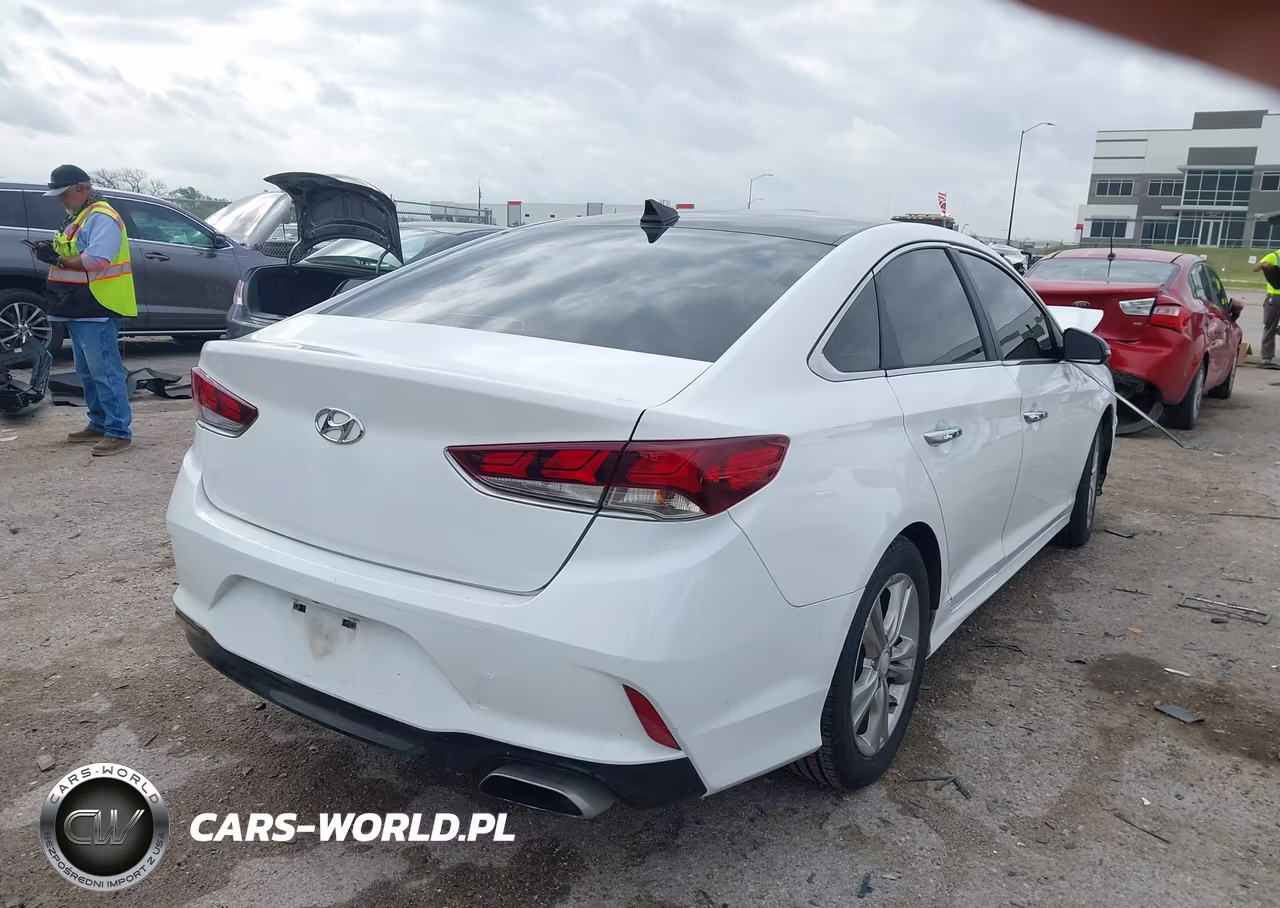 2018 Hyundai Sonata Sel VIN:5NPE34AFXJH626814 - 4