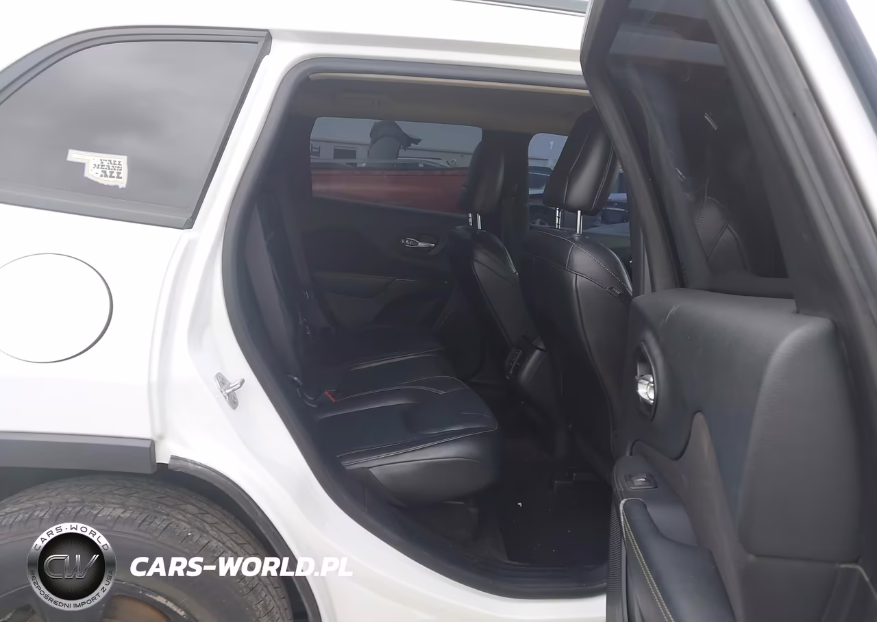 2016 Jeep Cherokee Altitude VIN:1C4PJMCS0GW199297 - 8