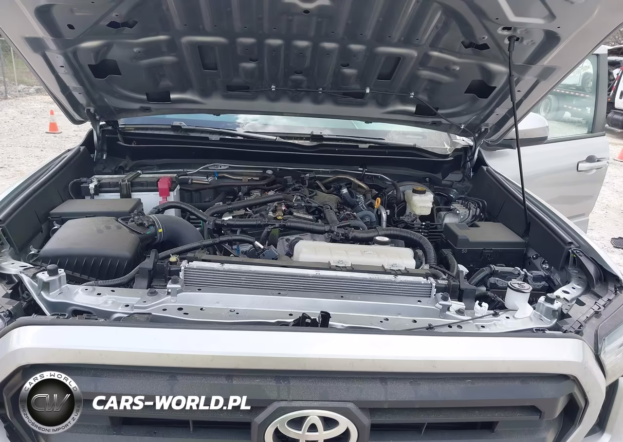 2025 Toyota Tacoma Sr5 VIN:3TMKB5FN3SM038731 - 10