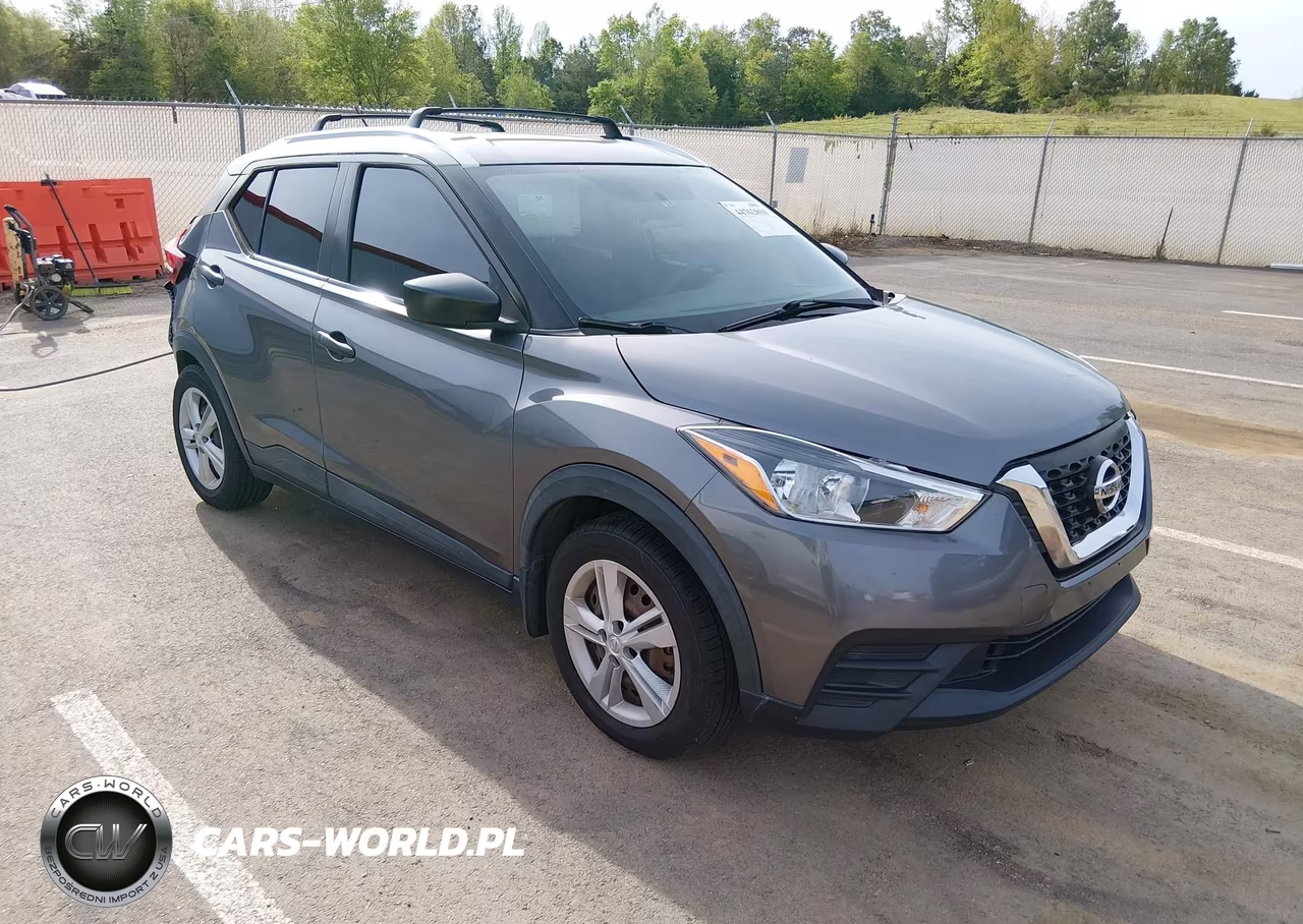 2018 Nissan Kicks S