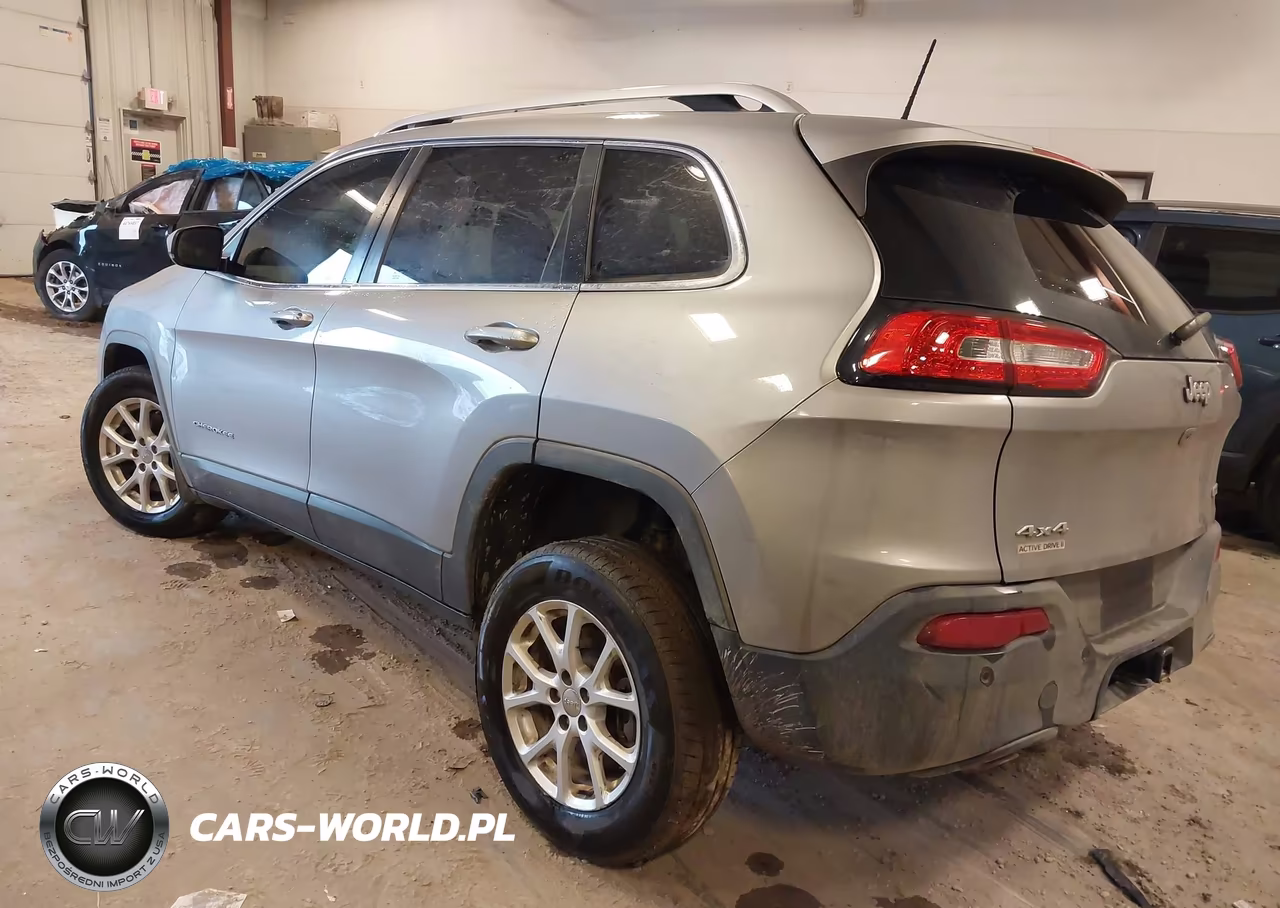 2016 Jeep Cherokee Latitude VIN:1C4PJMCB7GW283522 - 3