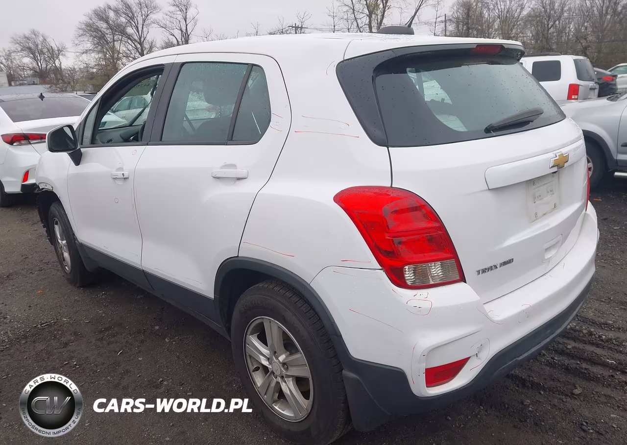 2018 Chevrolet Trax Ls VIN:3GNCJNSB2JL203134 - 3