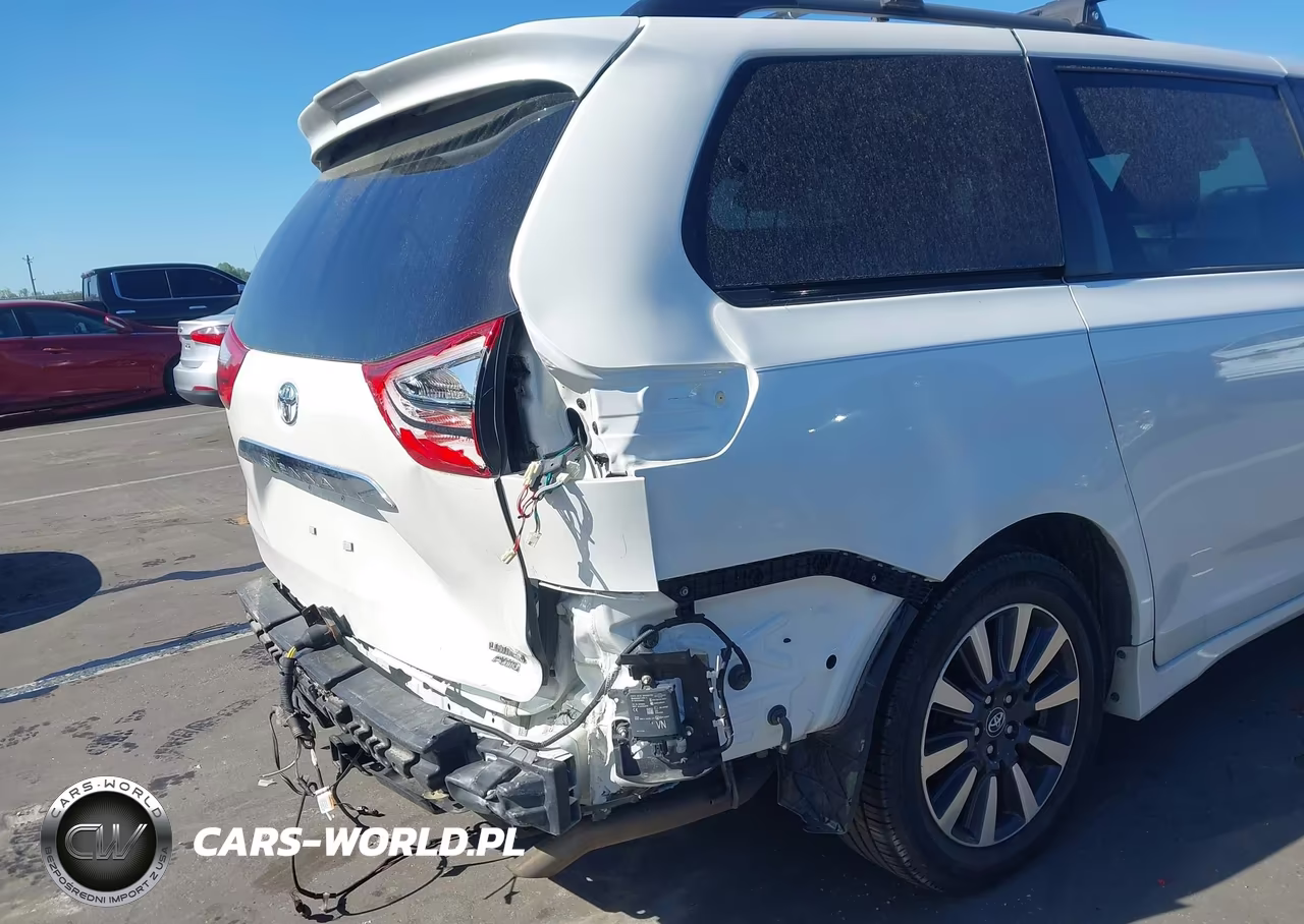 2019 Toyota Sienna Limited Premium 7 Passenger VIN:5TDDZ3DC8KS212268 - 18