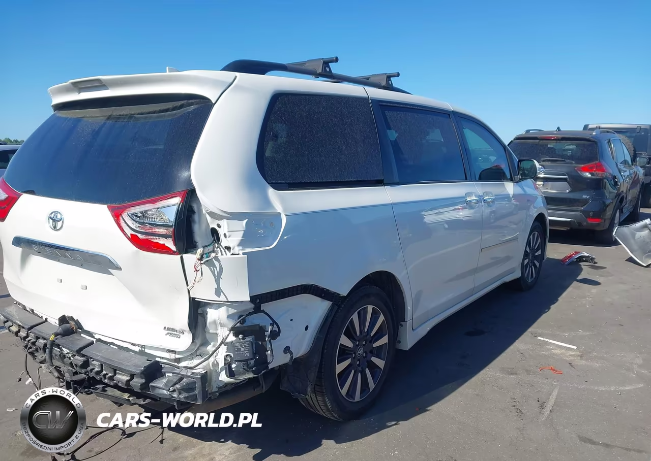 2019 Toyota Sienna Limited Premium 7 Passenger VIN:5TDDZ3DC8KS212268 - 4