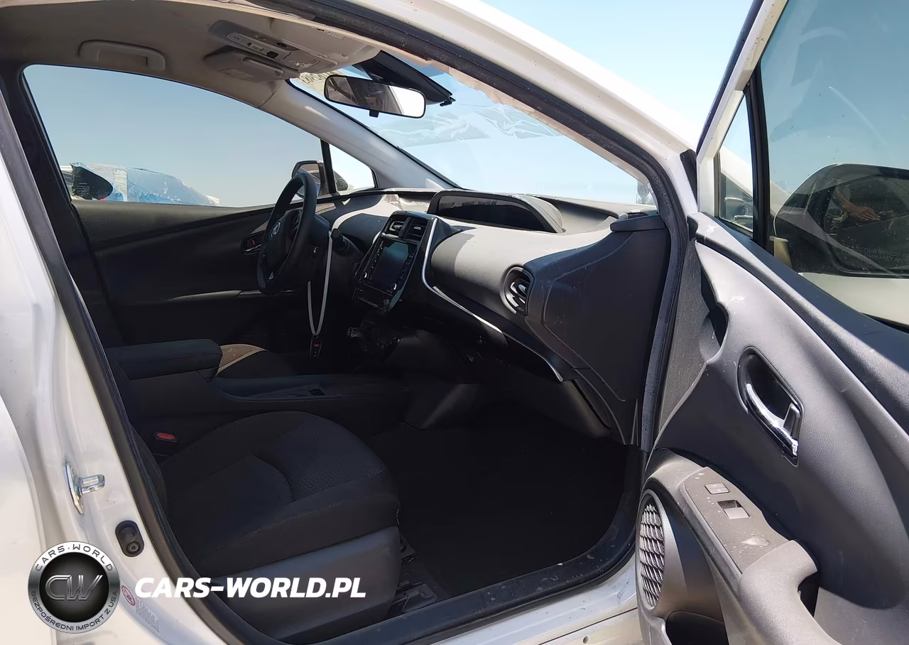 2021 Toyota Prius Le VIN:JTDKAMFU9M3142312 - 5