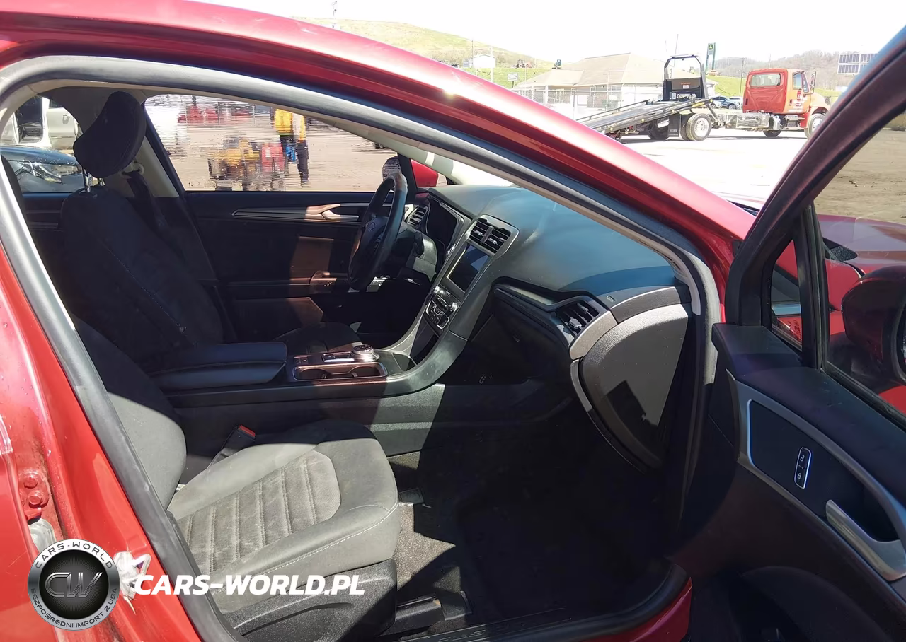 2020 Ford Fusion Se VIN:3FA6P0HD3LR145489 - 5