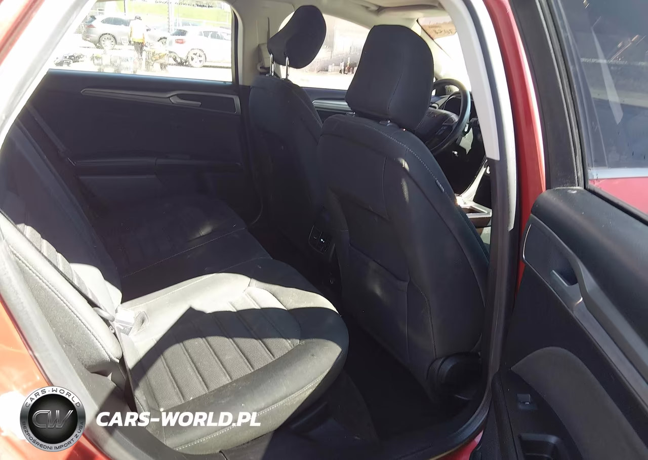 2020 Ford Fusion Se VIN:3FA6P0HD3LR145489 - 8