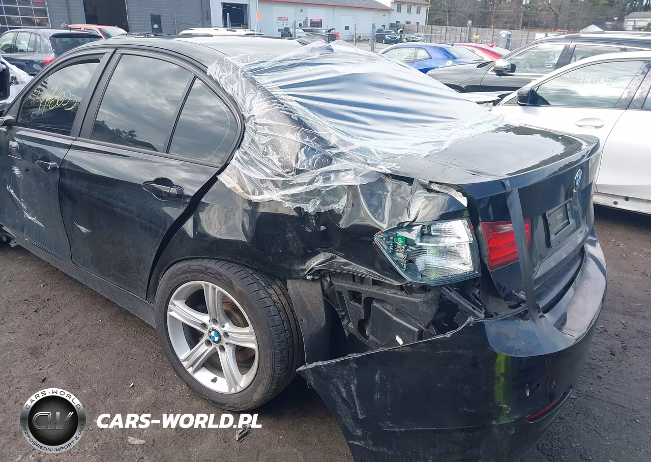 2015 BMW 328I xDrive VIN:WBA3B3C54FF546822 - 3