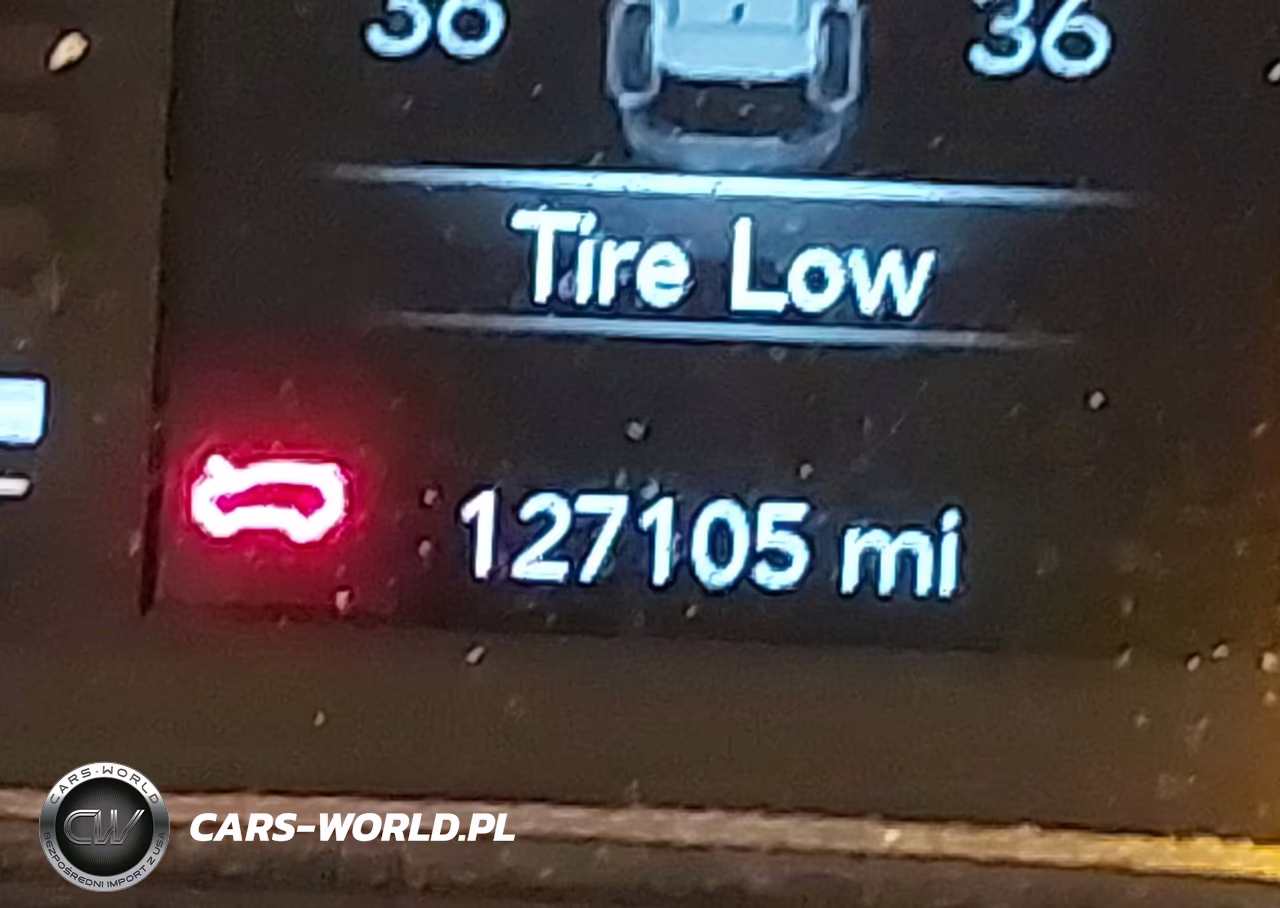 2019 Jeep Cherokee Latitude Fwd VIN:1C4PJLCB0KD348354 - 15