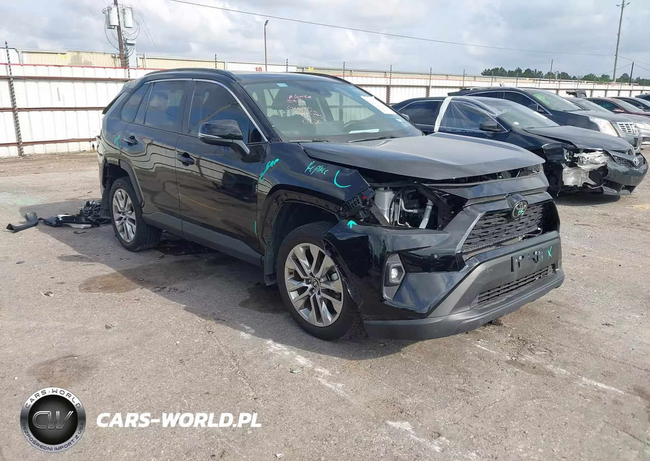 2024 Toyota Rav4 Xle Premium – zdjęcie 1 z 17