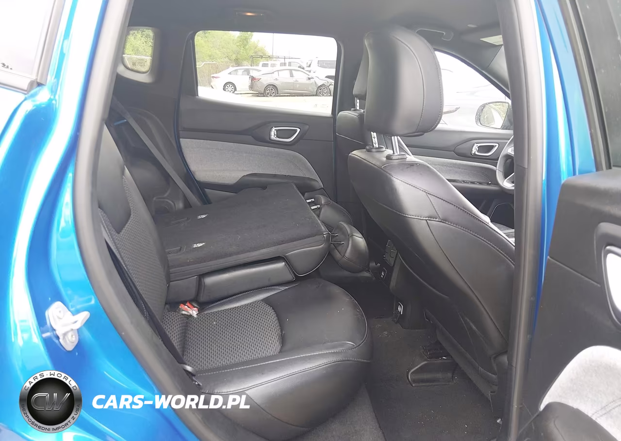 2024 Jeep Compass Latitude 4X4 VIN:3C4NJDBN7RT110336 - 8