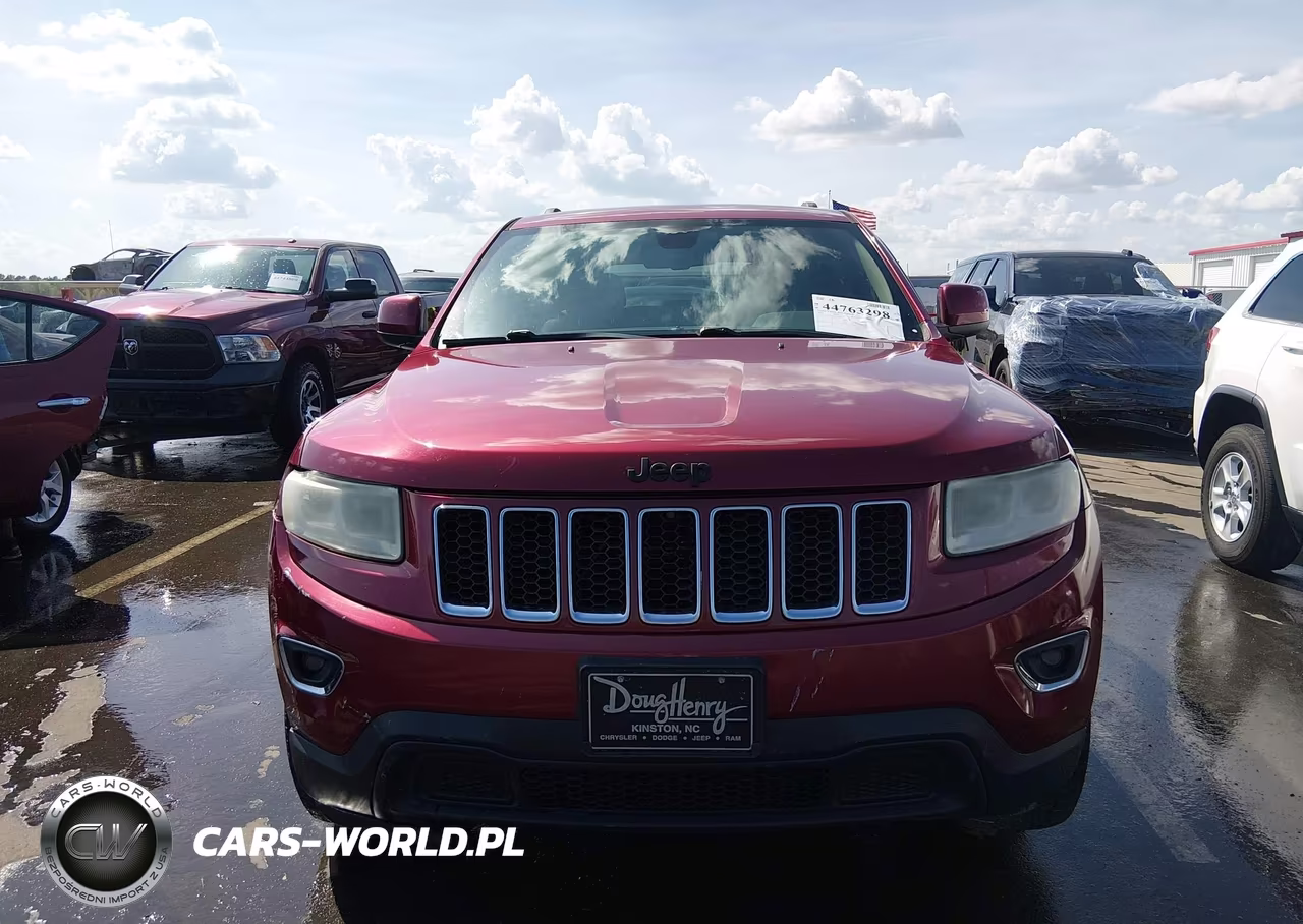 2015 Jeep Grand Cherokee Laredo VIN:1C4RJFAG6FC821999 - 12