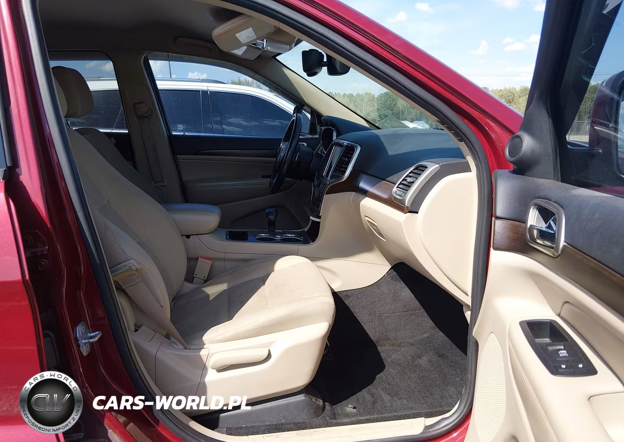 2015 Jeep Grand Cherokee Laredo VIN:1C4RJFAG6FC821999 - 5