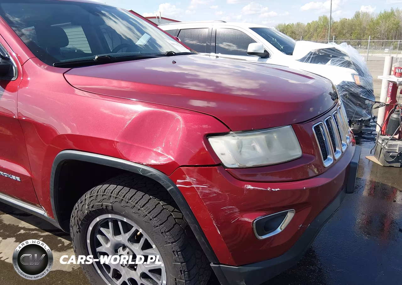 2015 Jeep Grand Cherokee Laredo VIN:1C4RJFAG6FC821999 - 6