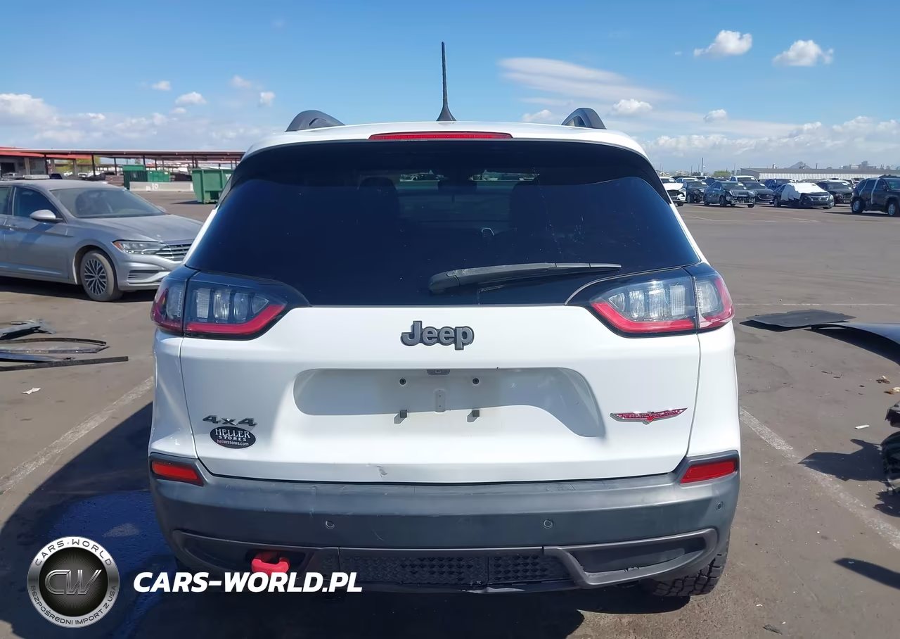 2019 Jeep Cherokee Trailhawk 4X4 VIN:1C4PJMBN4KD157747 - 17