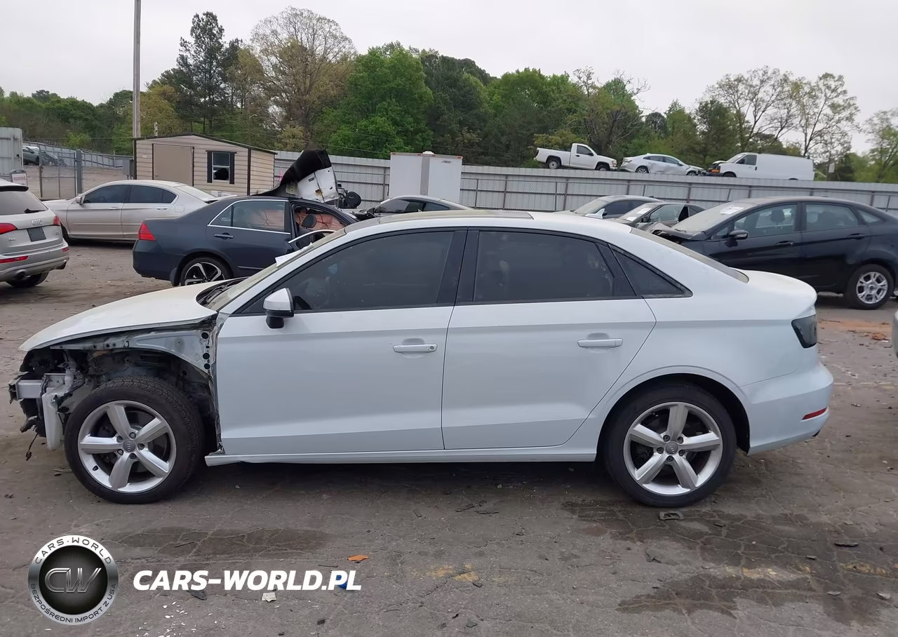 2015 Audi A3 1.8T Premium VIN:WAUACGFF7F1125383 - 14