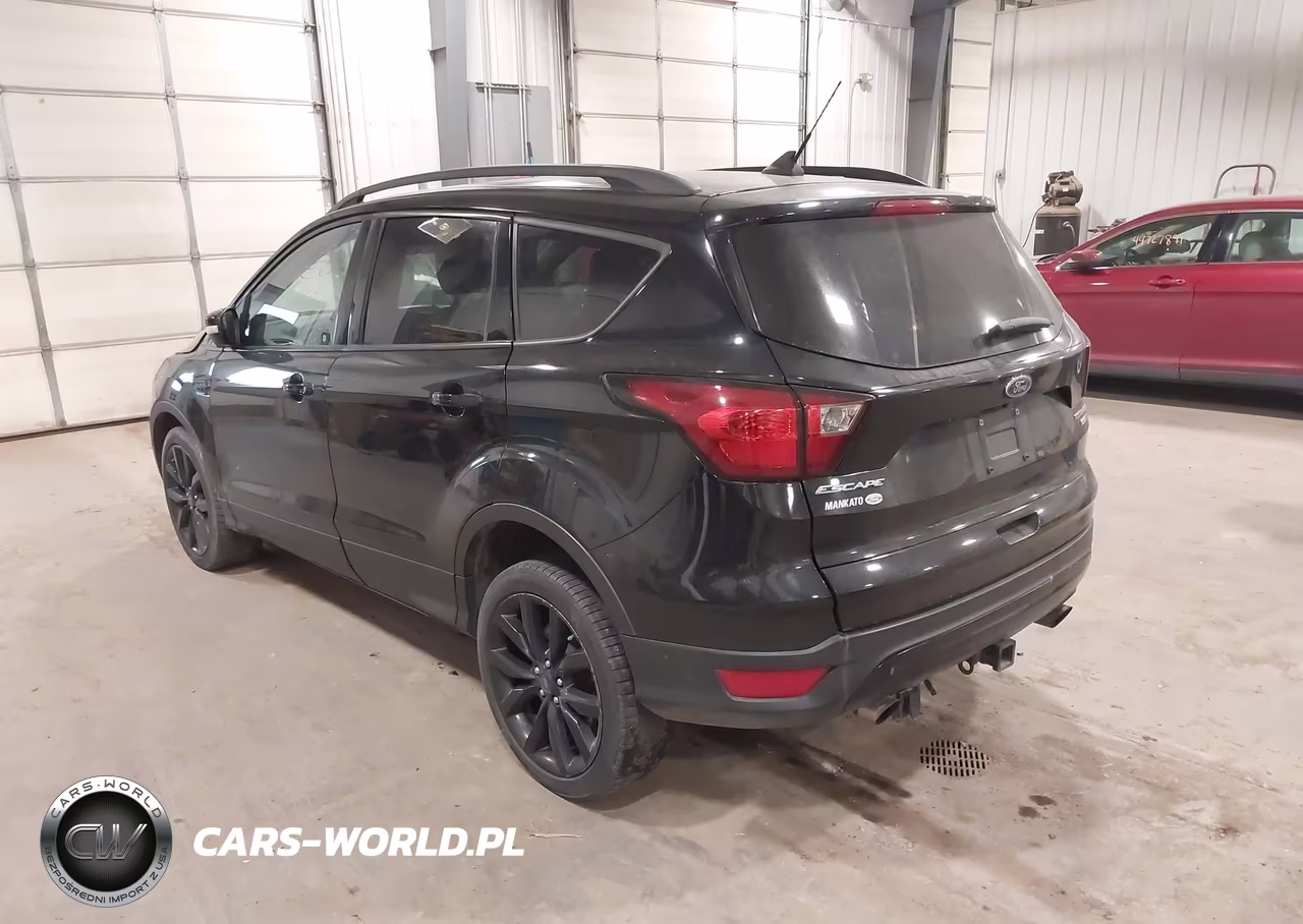 2019 Ford Escape Titanium VIN:1FMCU9J90KUC13170 - 3